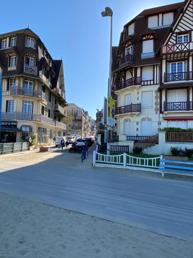 Le Petit Flaubert Daire Trouville-sur-Mer Dış mekan fotoğraf
